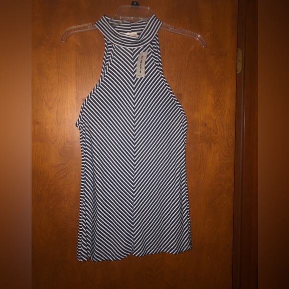 Buckle Daytrip mock neck halter style top NWT Size L - Picture 4 of 10